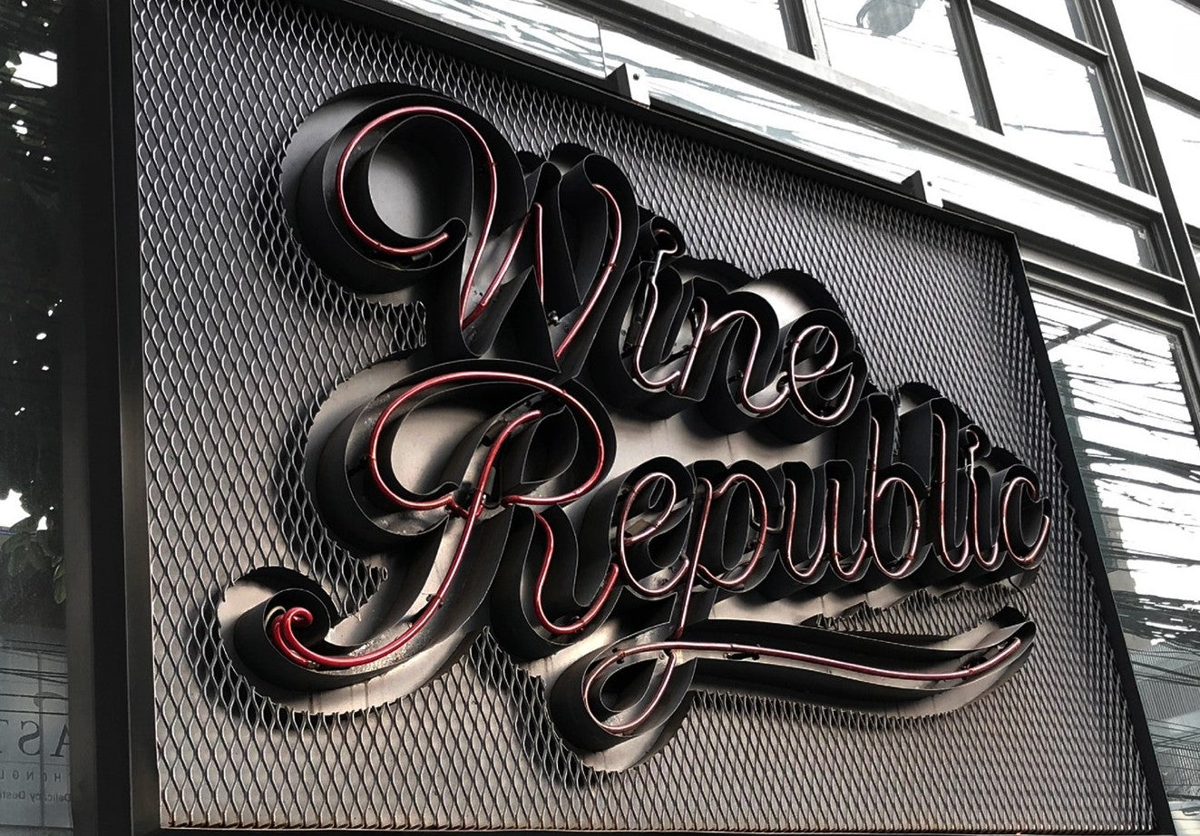 Indoor Signage | Stainless Steel – Titanium Brushed Finish