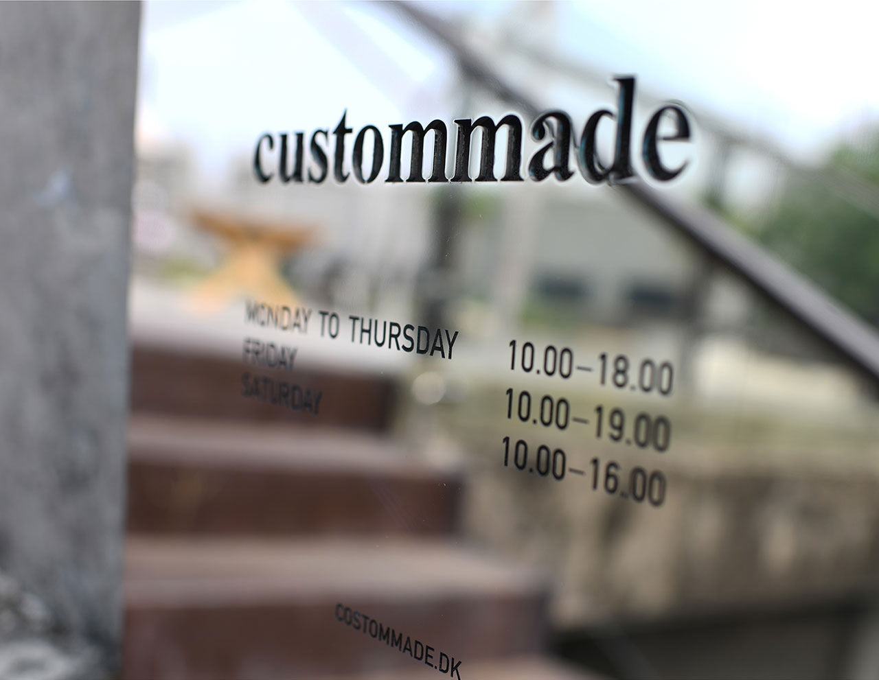 Mirror Stainless Steel Storefront Sign – UV Printed Business Hours & Logo Display Plate