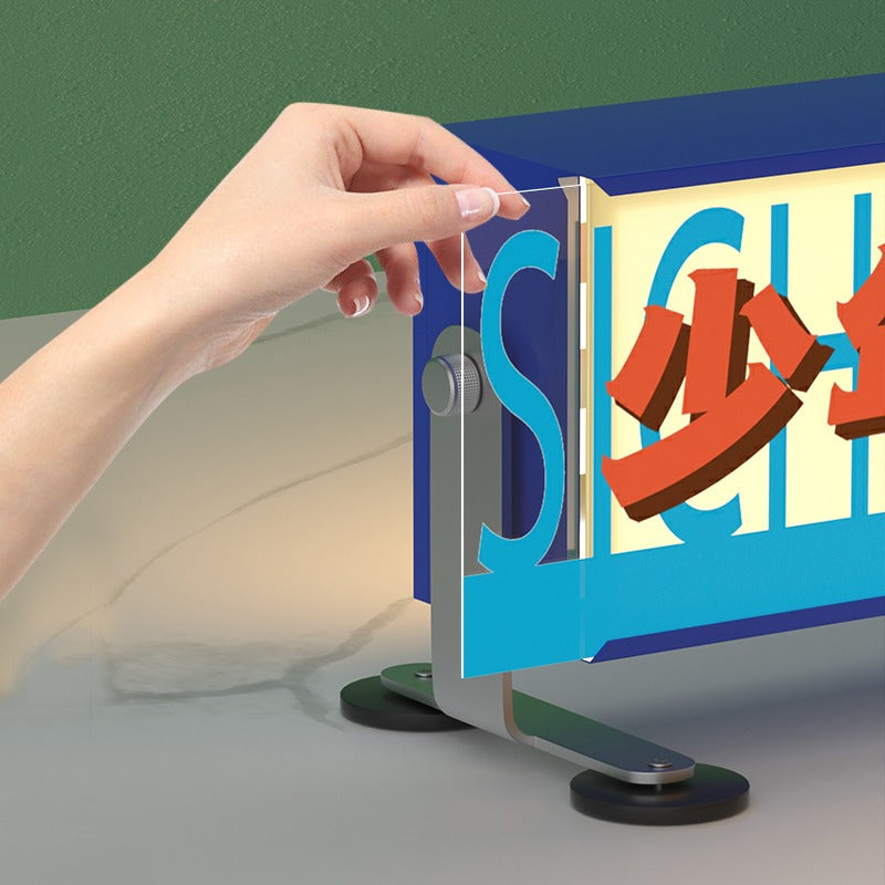 Contemporary Display｜Acrylic - Sleek Style