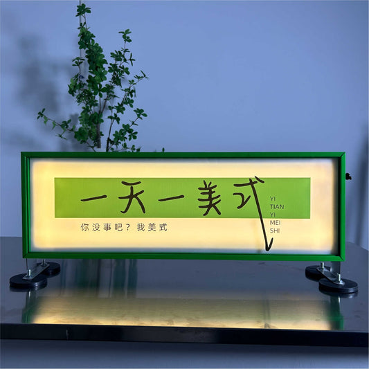 Contemporary Display｜Acrylic - Sleek Style